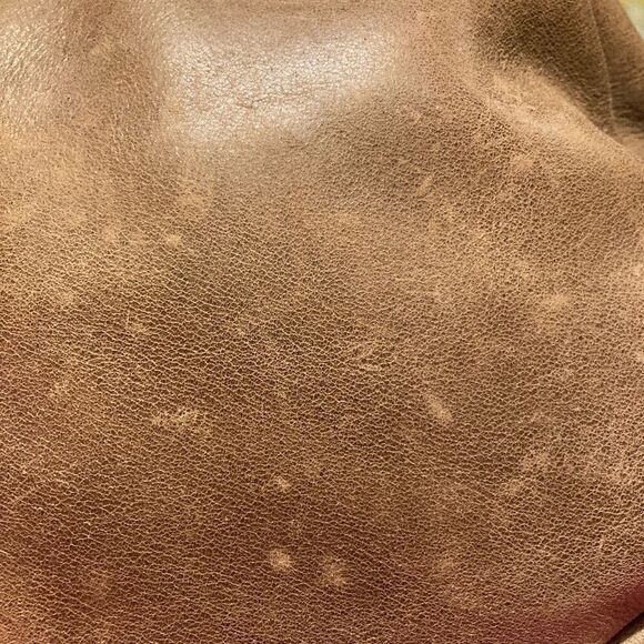 FASHIONABLE LOCAL & GLOBAL, Handmade in Ethiopia, Leather hobo crossbody, brown - Picture 14 of 15